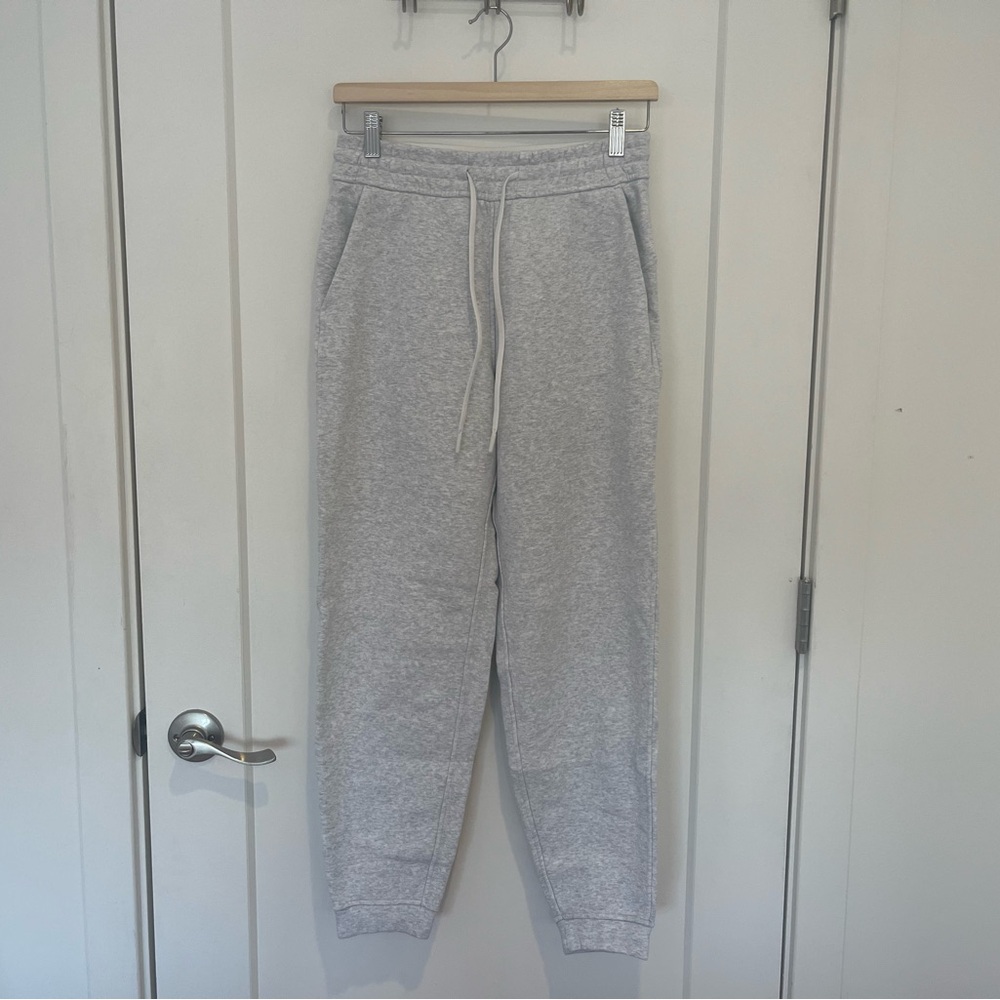 lululemon Loungeful High-Rise Jogger